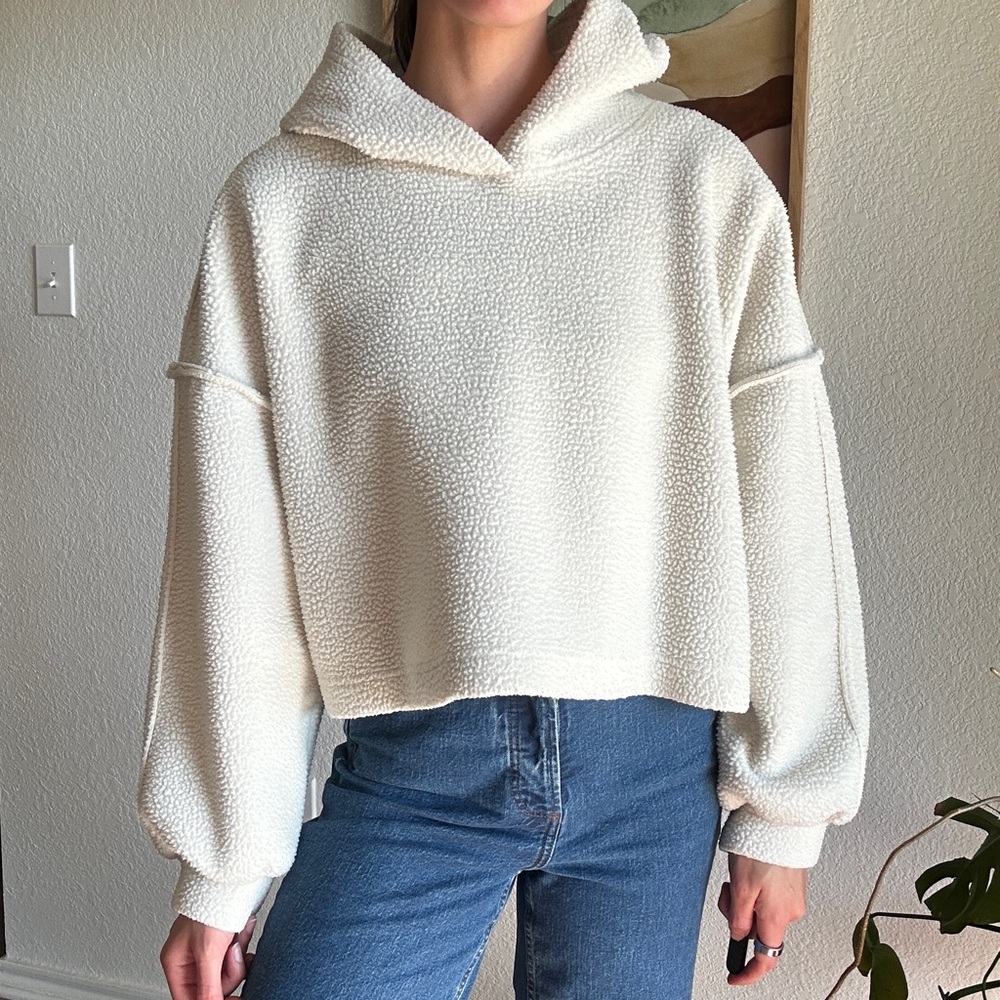 Double Zero Oversized Cropped Cream Fleece Hoodie - Size M/L